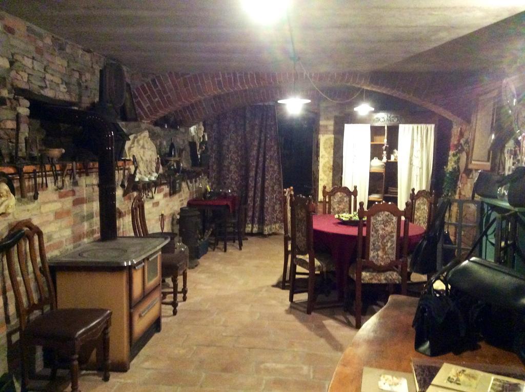 Casa Giuliana Guest House Calosso Екстериор снимка