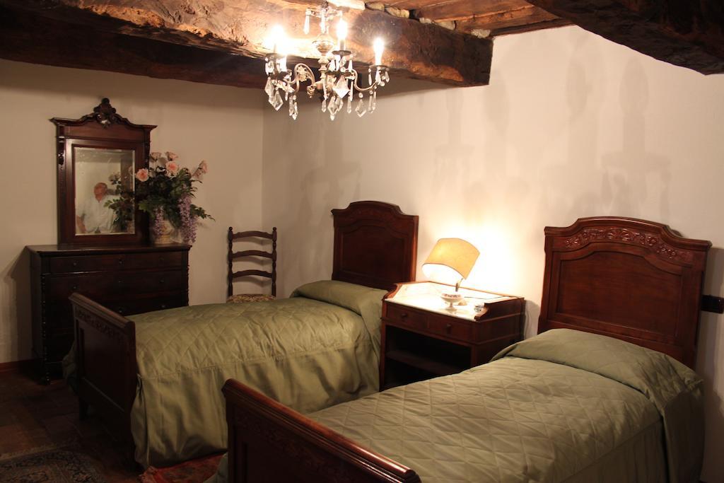 Casa Giuliana Guest House Calosso Стая снимка