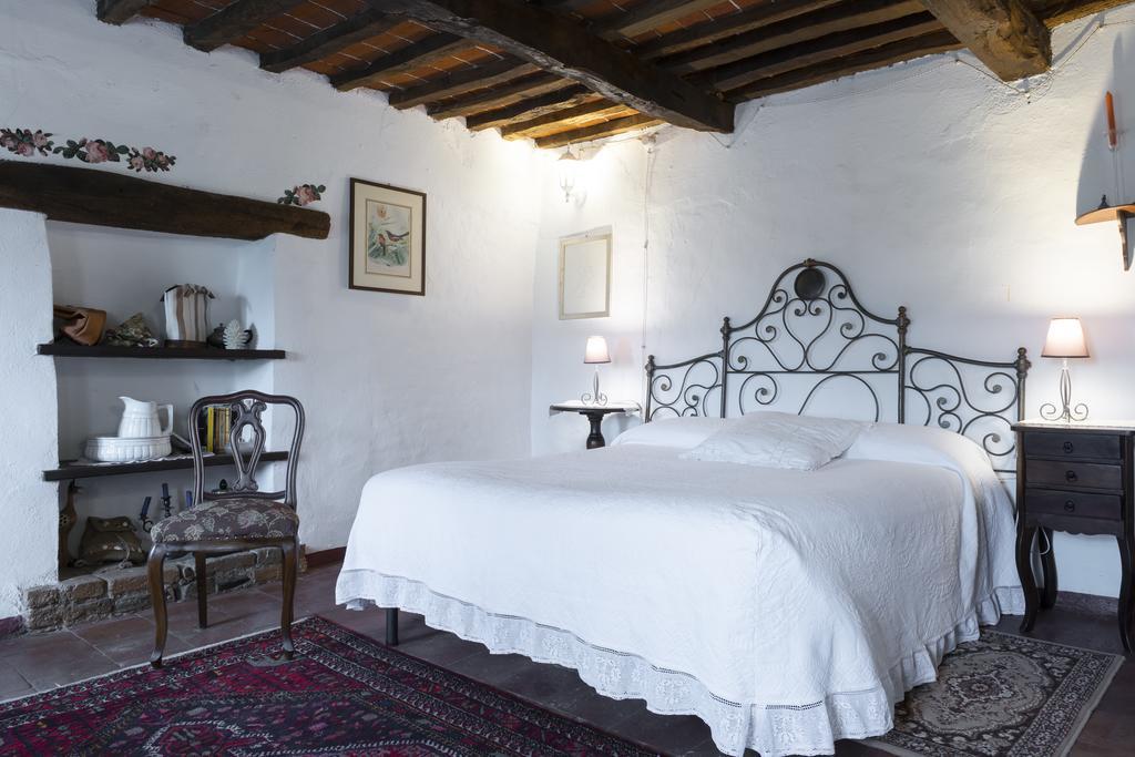 Casa Giuliana Guest House Calosso Екстериор снимка