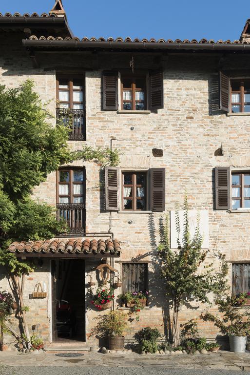 Casa Giuliana Guest House Calosso Екстериор снимка